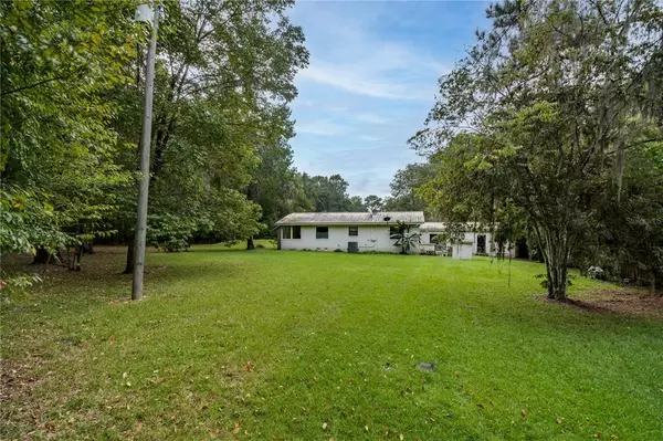 Reddick, FL 32686,7575 W HIGHWAY 316