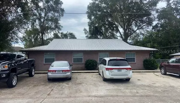 2040 NW 43RD ST, Ocala, FL 34475