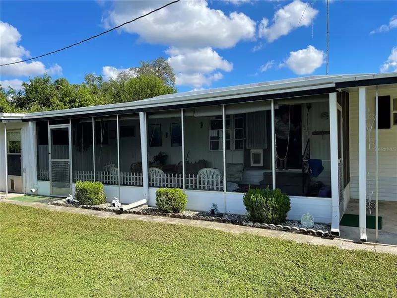 1202 CR 461, Lake Panasoffkee, FL 33538
