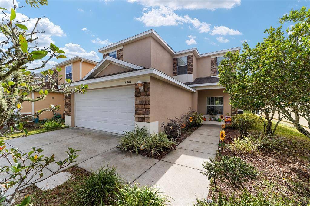 4901 NE 123RD LN, Oxford, FL 34484