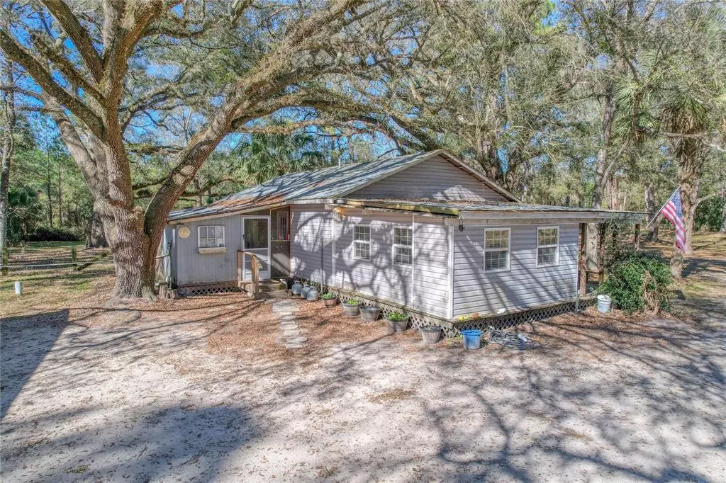 Fort Mc Coy, FL 32134,12710 NE 105TH ST