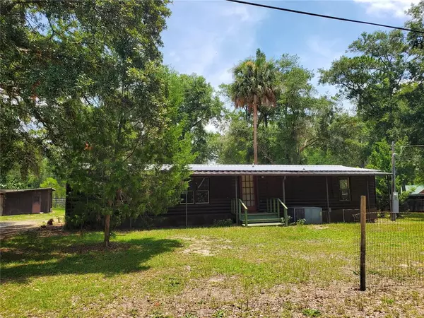 20475 NE 143 LN, Fort Mc Coy, FL 32134