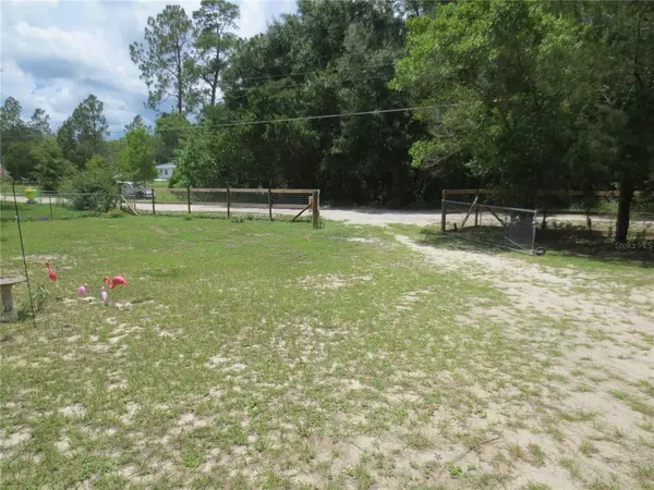 Silver Springs, FL 34488,59 NE 172ND AVE