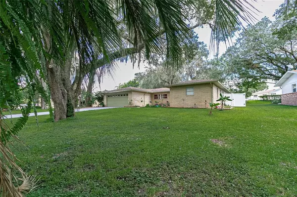 Ocala, FL 34472,26 EMERALD CT