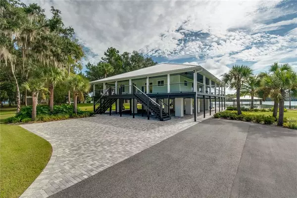 25625 PERCH RD,  Astor,  FL 32102