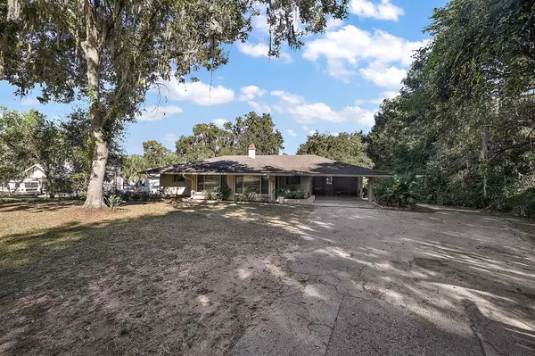 Dunnellon, FL 34433,5817 W RIVERBEND RD