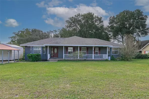 1211 CR 441, Lake Panasoffkee, FL 33538