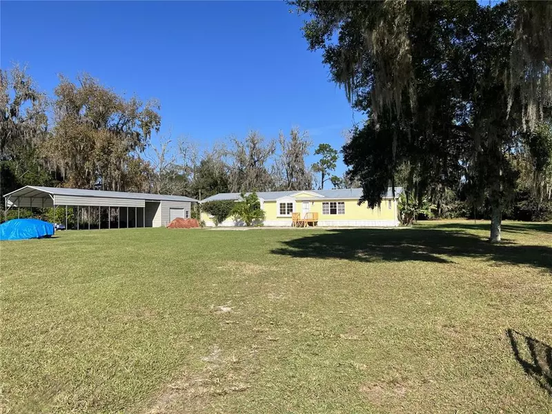 18601 NE 5TH TERRACE RD, Citra, FL 32113