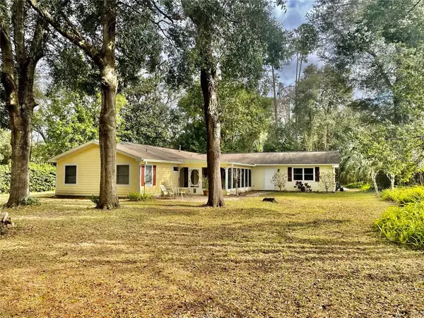 4642 NE 7TH ST., Ocala, FL 34470