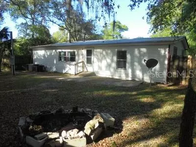 4650 SE 162ND CT, Ocklawaha, FL 32179