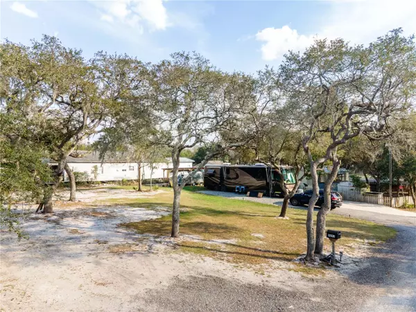 Salt Springs, FL 32134,9691 NE 300TH CT