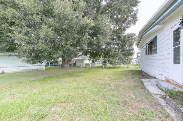 Ocala, FL 34470,6417 NE 2ND PL