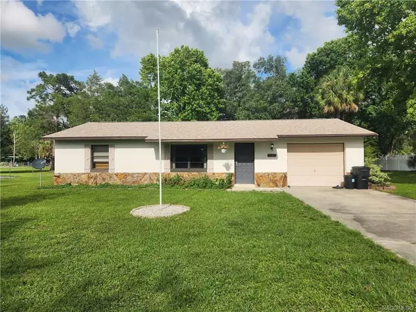 7101 S SESAME STREET TER, Homosassa, FL 34446