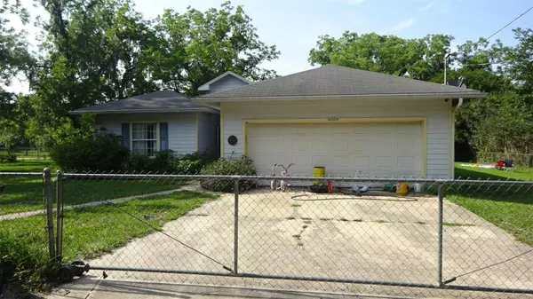14232 NE 150TH AVE, Waldo, FL 32694