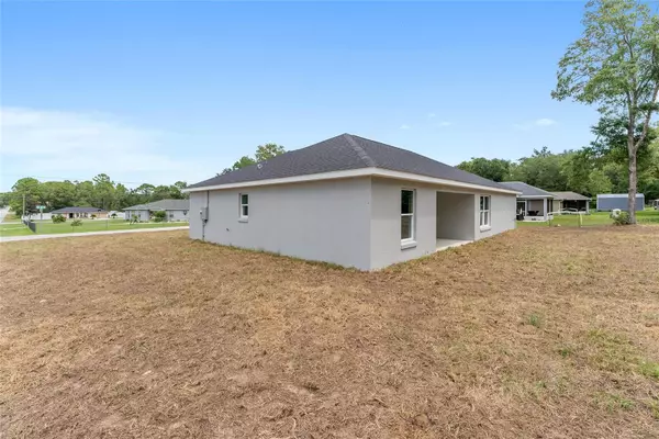 Summerfield, FL 34491,8660 SE 161 ST