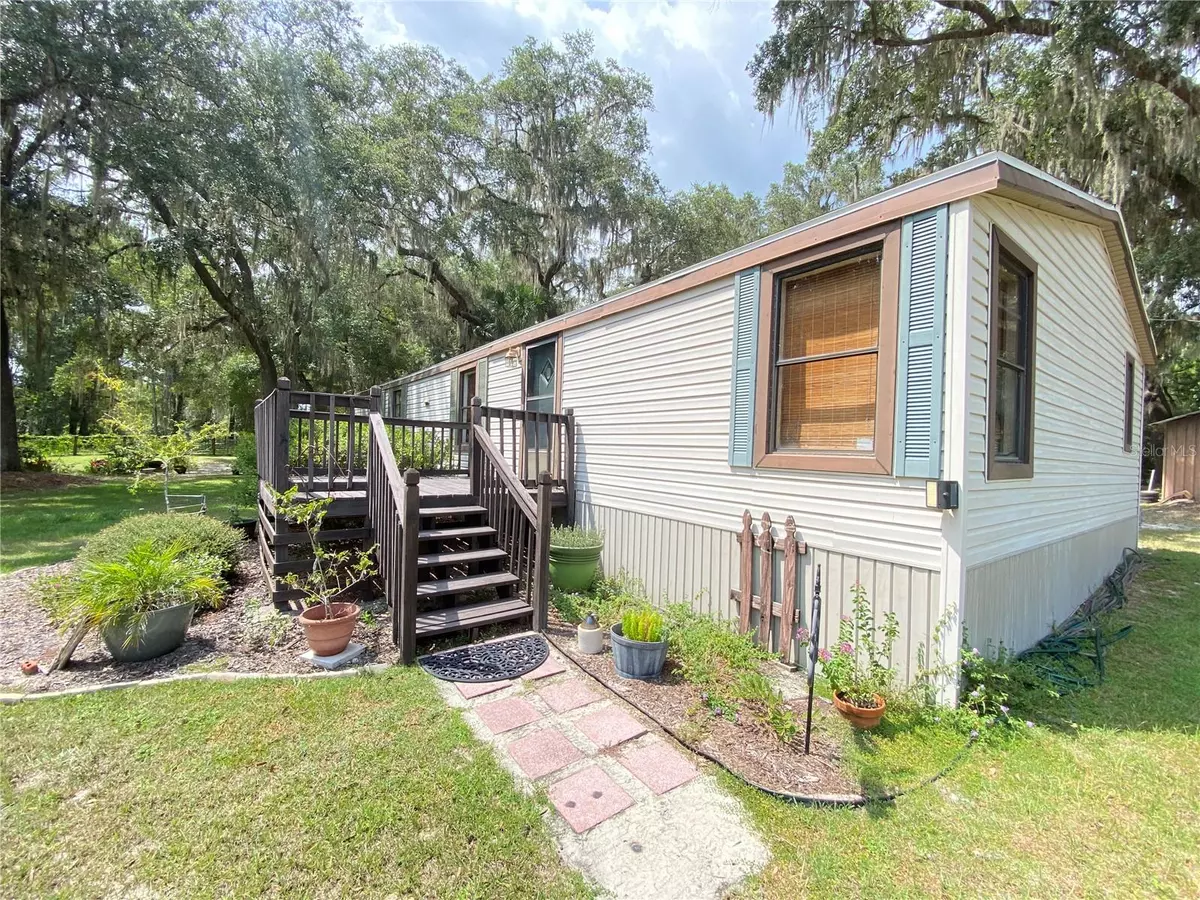 Citra, FL 32113,989 NE 184TH PL