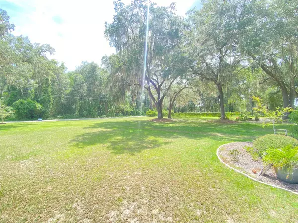 Citra, FL 32113,989 NE 184TH PL