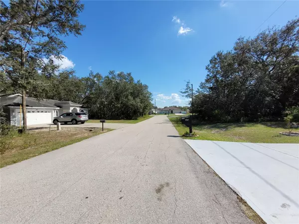 Poinciana, FL 34759,405 MANITOBA LN