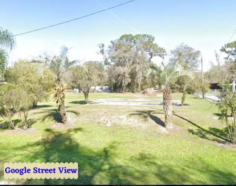 38435 CENTRAL AVE, Zephyrhills, FL 33540