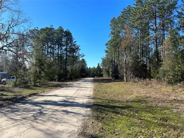 Williston, FL 32696,1930 NE 121 CT