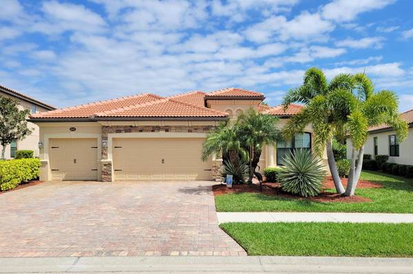 20590 GRANLAGO DR, Venice, FL 34293