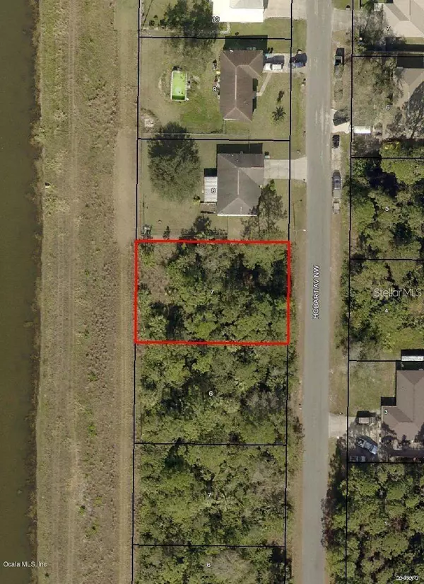 544 HOBART AVE NW, Palm Bay, FL 32907