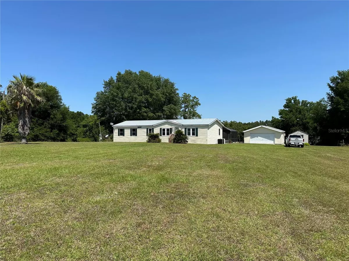 Ocklawaha, FL 32179,17979 SE 90TH ST