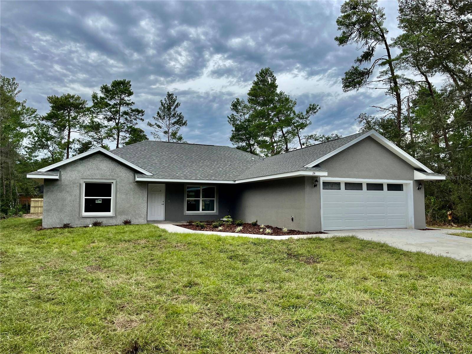 29 BAY TERRACE WAY, Ocklawaha, FL 32179