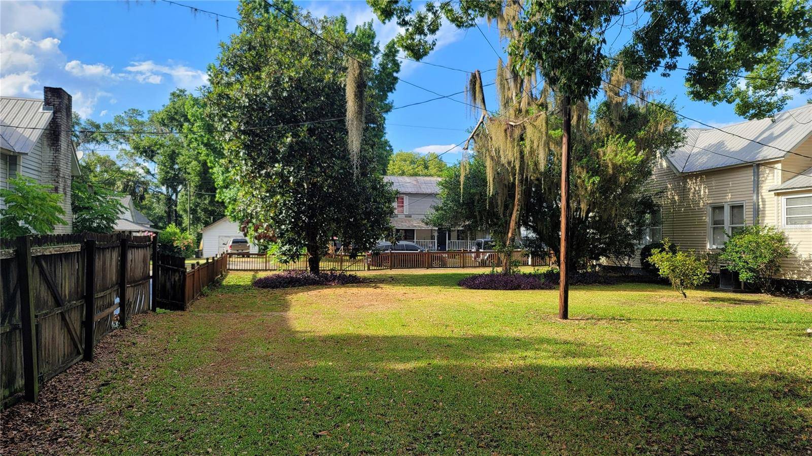 Dunnellon, FL 34431,20702 CHESTNUT ST
