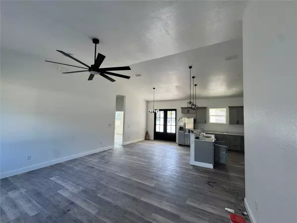 Ocala, FL 34482,5398 NW 8TH PL