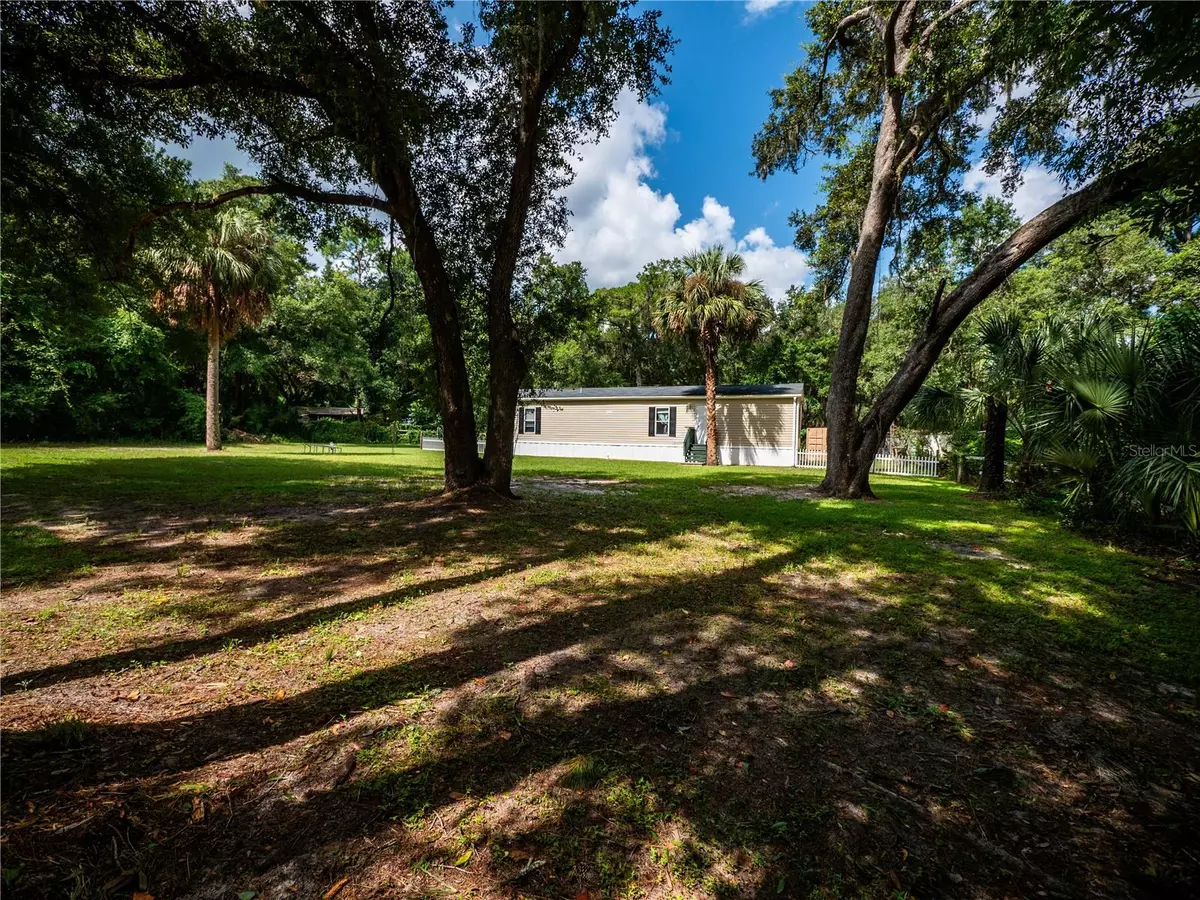 Fort Mc Coy, FL 32134,14388 NE 116TH TER