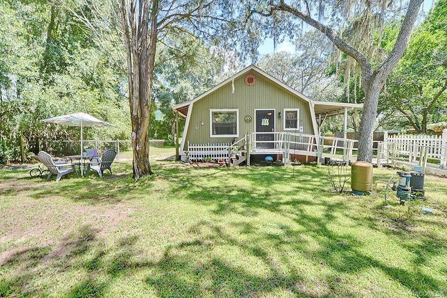 383 S ROOKS AVE, Inverness, FL 34453