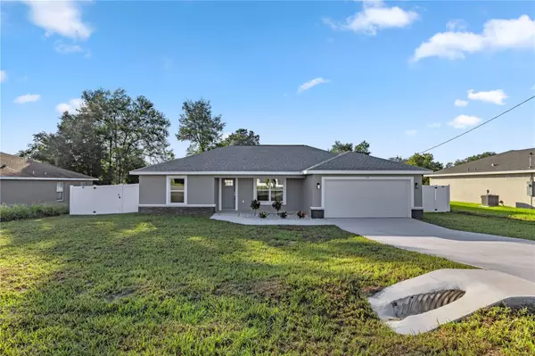 18 DOGWOOD TRAIL CRSE, Ocala, FL 34472