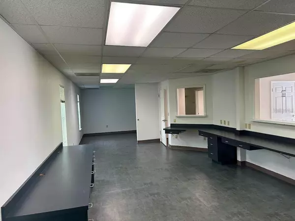Ocala, FL 34471,3120 SW 27TH AVE