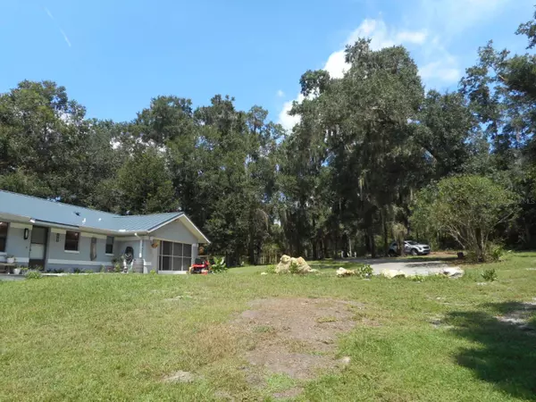 Dunnellon, FL 34431,986 SW SHOREWOOD DR