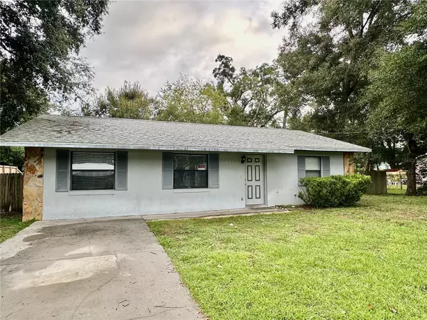 2695 NE 50TH PL, Ocala, FL 34479