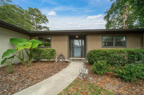 3844 NE 17TH STREET CIR, Ocala, FL 34470