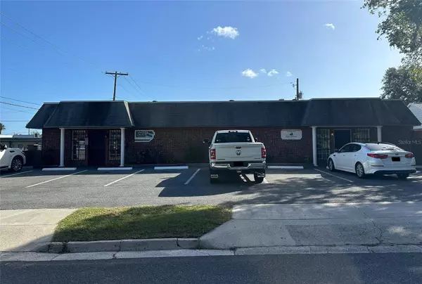 Ocala, FL 34475,411 NW 1ST AVE