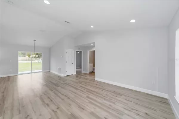 Ocala, FL 34481,2675 SW 158TH CT