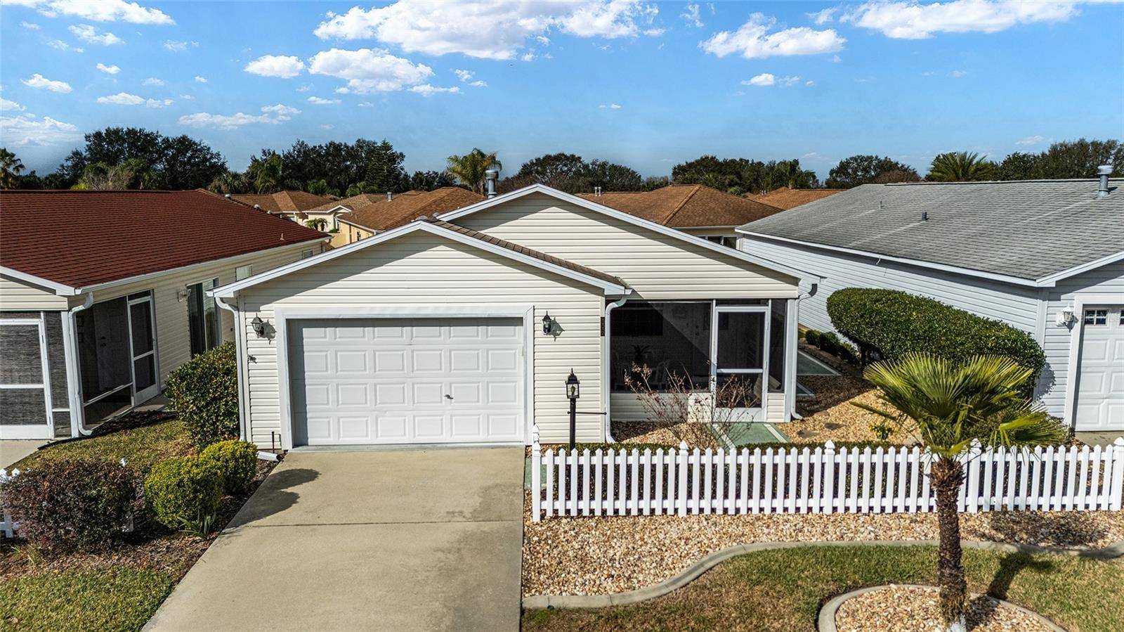 The Villages, FL 32162,1112 CARVELLO DR