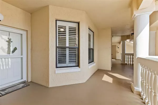 New Smyrna Beach, FL 32169,438 BOUCHELLE DR #401