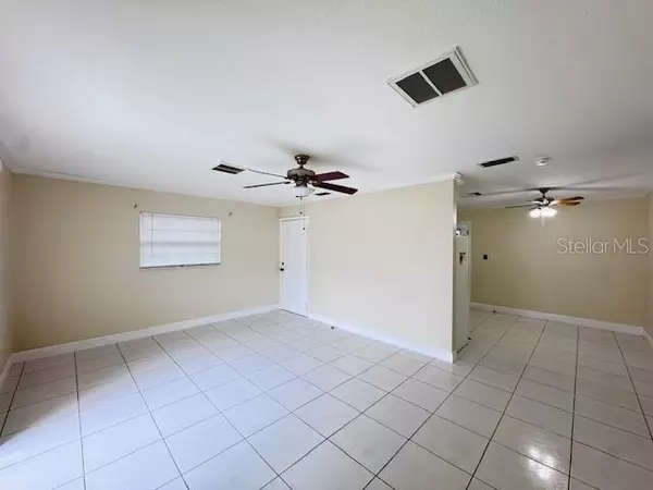 Ocala, FL 34472,514 BAHIA TRACK CT