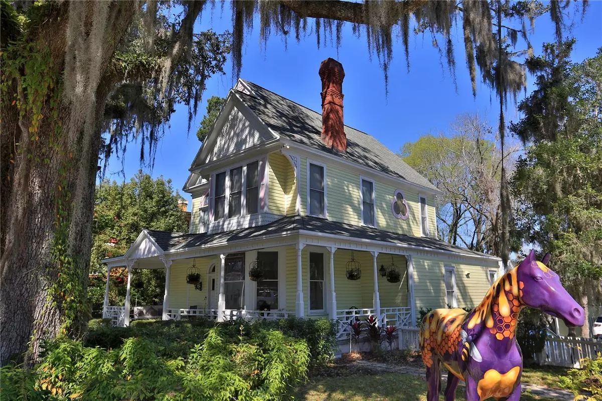 Ocala, FL 34471,743 E FORT KING ST