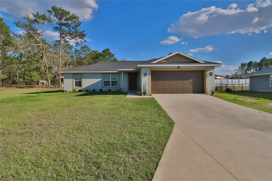14 HEMLOCK LOOP COURT, Ocala, FL 34472