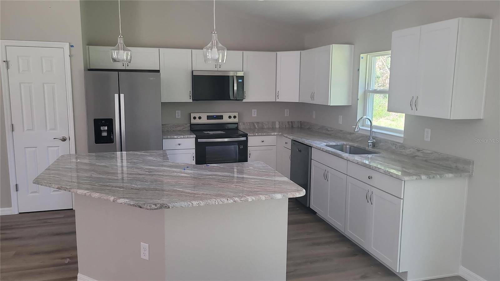 Dunnellon, FL 34431,20764 SW STARLING DR