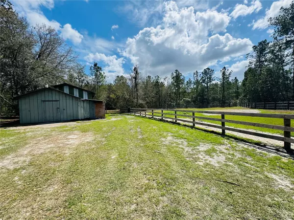 Micanopy, FL 32667,14840 NW 216TH PL