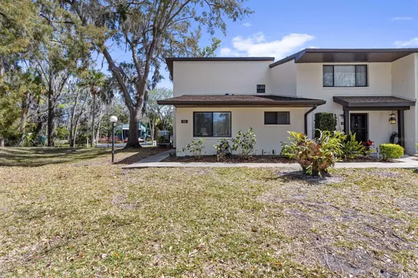 1637 SE PARADISE CIR W #101, Crystal River, FL 34429