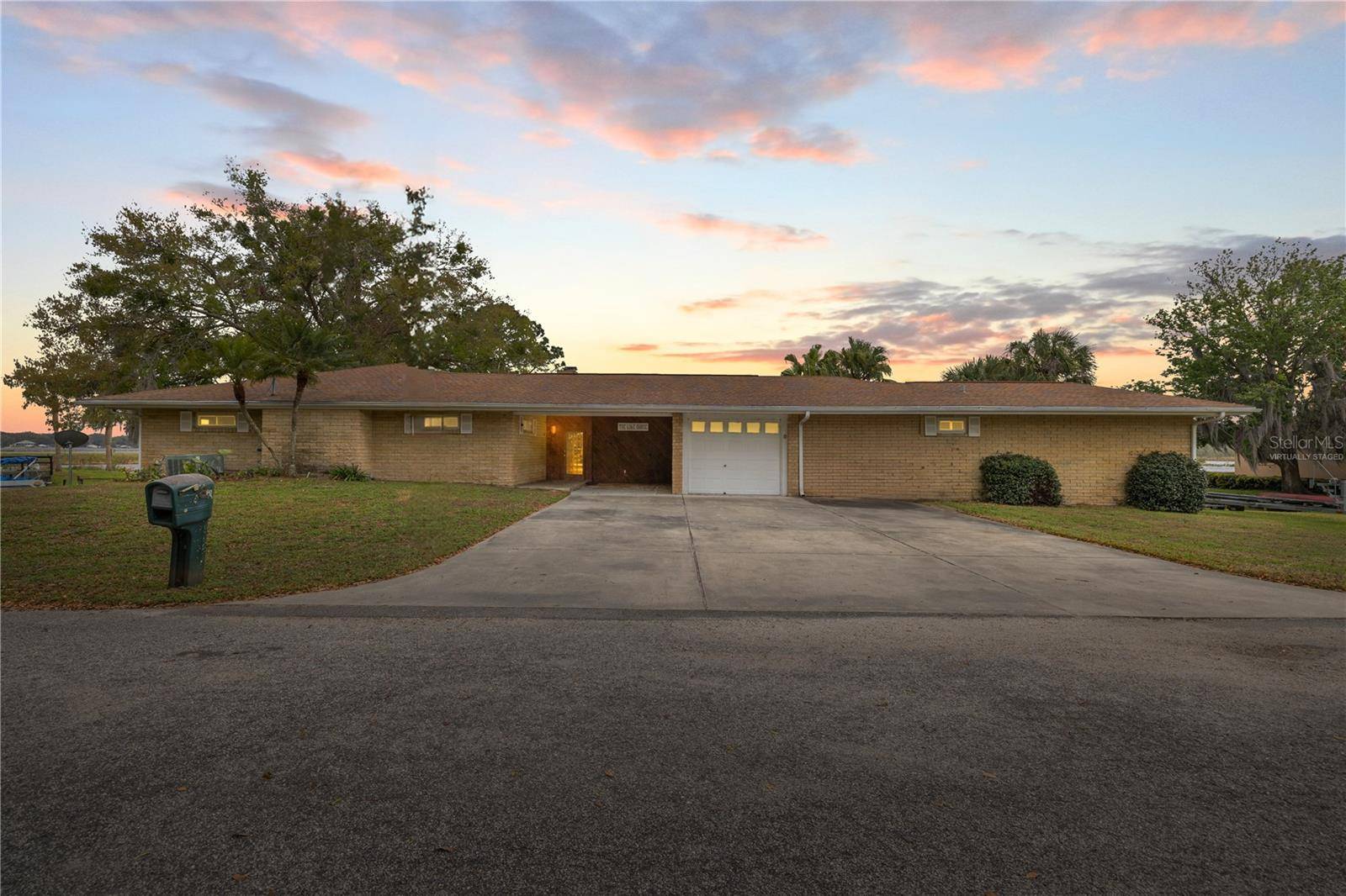 Summerfield, FL 34491,8 SE OCALE WAY