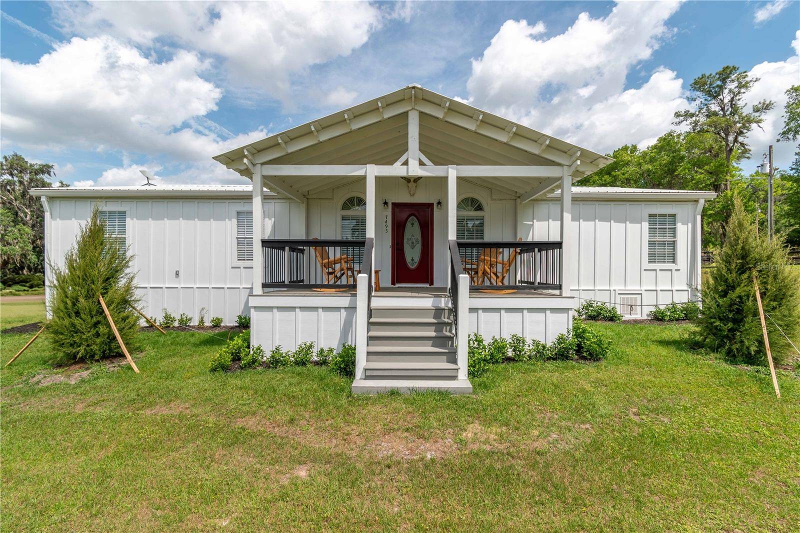 Reddick, FL 32686,7495 W HIGHWAY 316