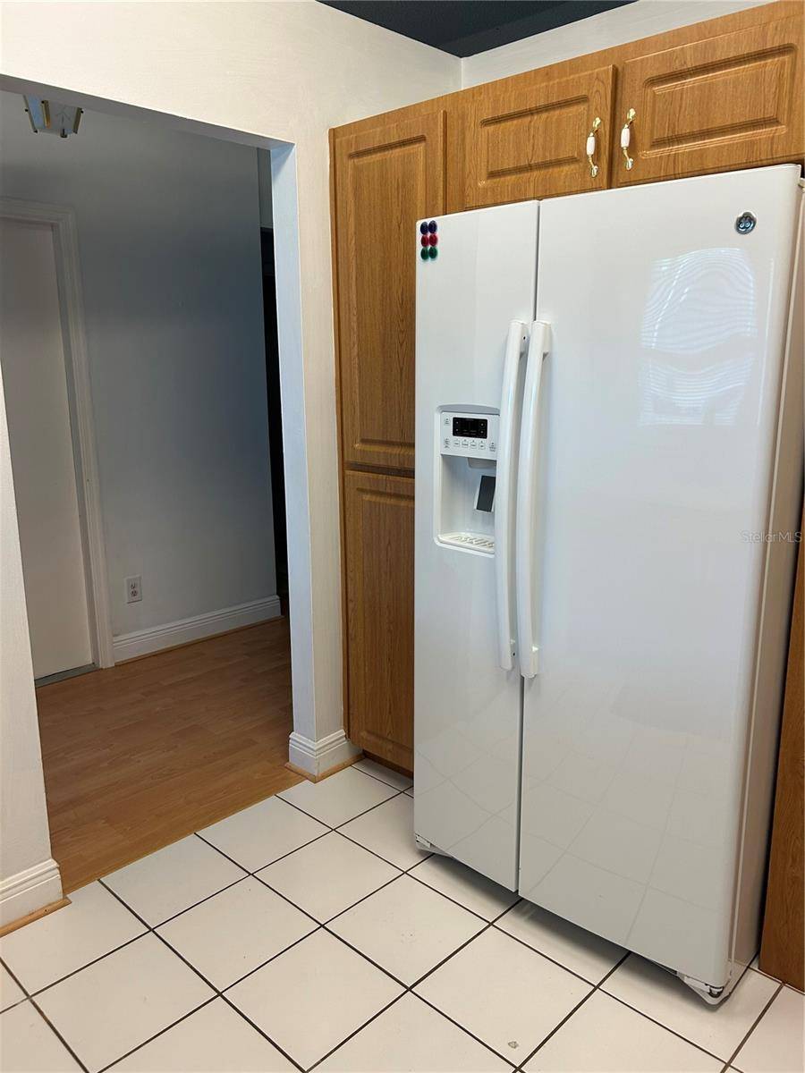 Ocala, FL 34481,8556 SW 93RD ST